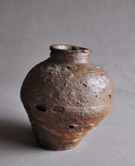 SHIGARAKI JAR | t a t a m i | Contemporary Antiques from Japan