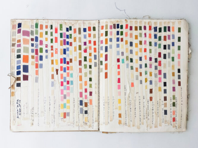 color-sample-book-of-dyehouse-t-a-t-a-m-i-contemporary-antiques