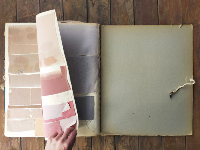 COLOR SAMPLE BOOK OF KIMONO FABRIC | t a t a m i | Contemporary ...