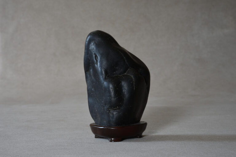 SUISEKI, BLACK KAMUY-KOTAN STONE a