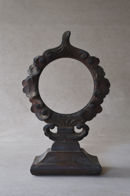 SACRED MIRROR STAND WITH NO MIRROR