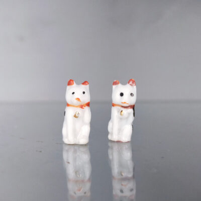 PAIR OF TINY LITTLE BECKONING CATS
