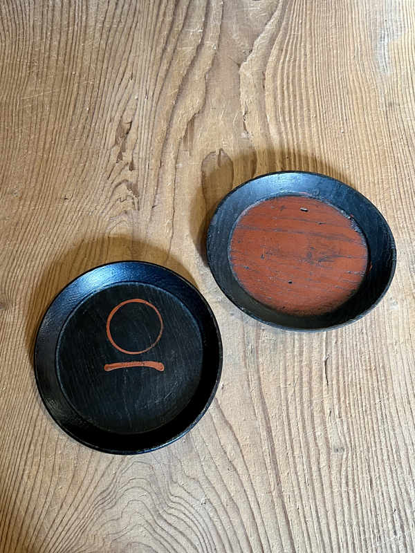 JOBOJI LACQUERWARE DISHES 2pc.