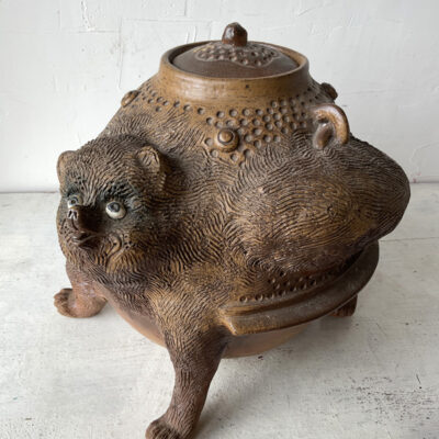 LUCKY TEA KETTLE TANUKI